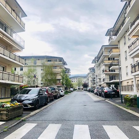 Cosy Apartement Near Geneva Saint-Julien-en-Genevois Exteriör bild